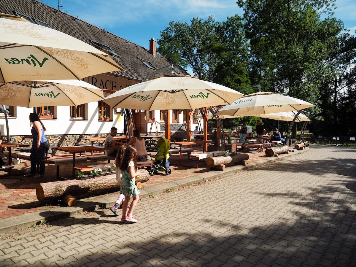 Penzion U Lavky Kvetnice Esterno foto